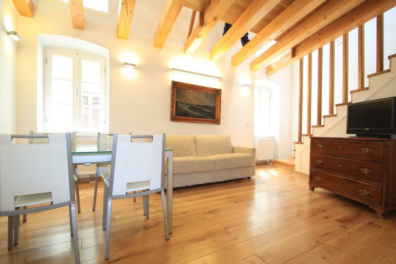 Cres Design Apartments Buitenkant foto